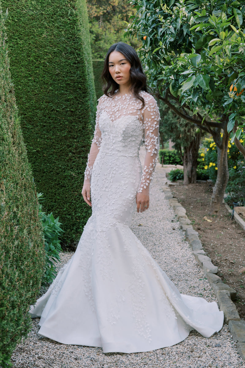 Anne Barge La fleur Aimee mermaid wedding dress Ivory Tulle Silk Size S  $4000